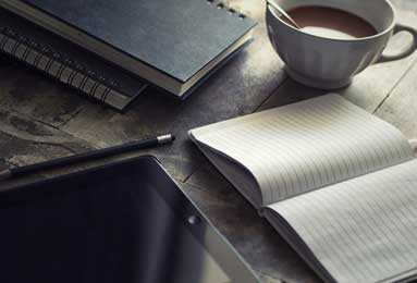 曼城5500万坐穿板凳！19岁小将打脸天价引援，真相太扎心